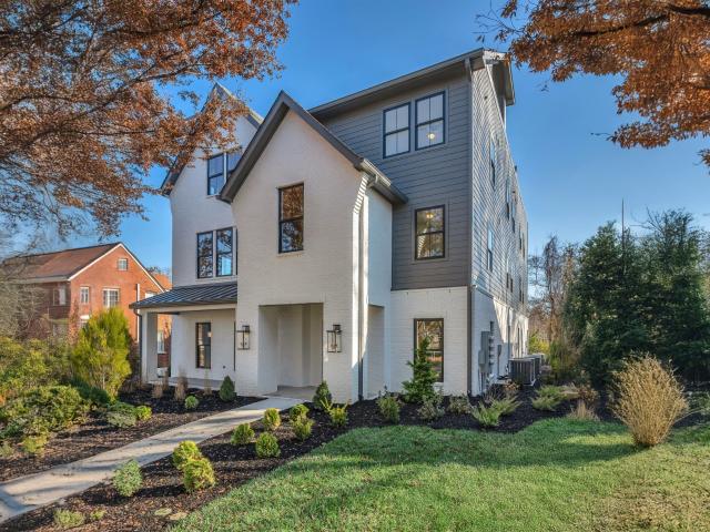 520 N Maple St # 3