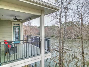 520 Trillium Court