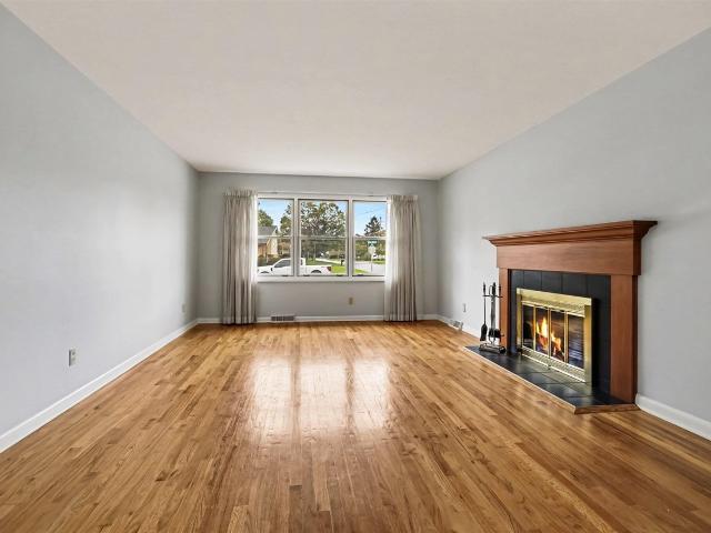 5215 Grosse Pointe Street
