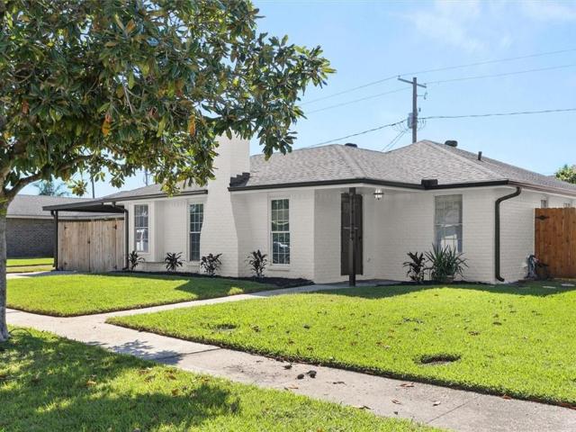 5216 arbutus court