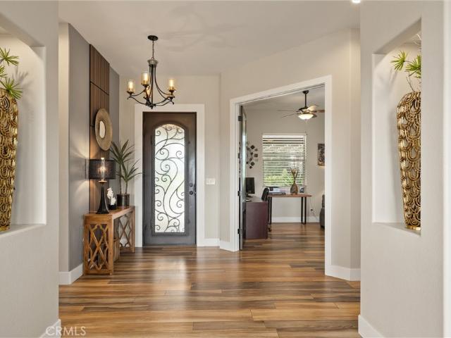 5210 Country Club Dr, Paradise, CA 95969 | MLS #SN25260