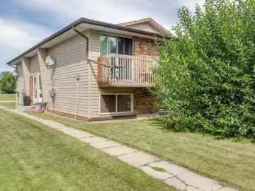 House for sale in Olds, Alberta - Balcony