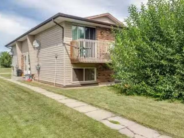 5210 61 Avenue, Olds, AB, T4H 1L3 investment for sale Listi.
