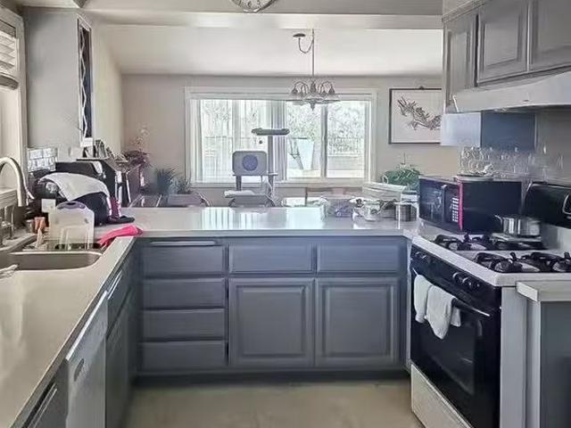 5211 FOX HILLS AVE, BUENA PARK, CA 90621