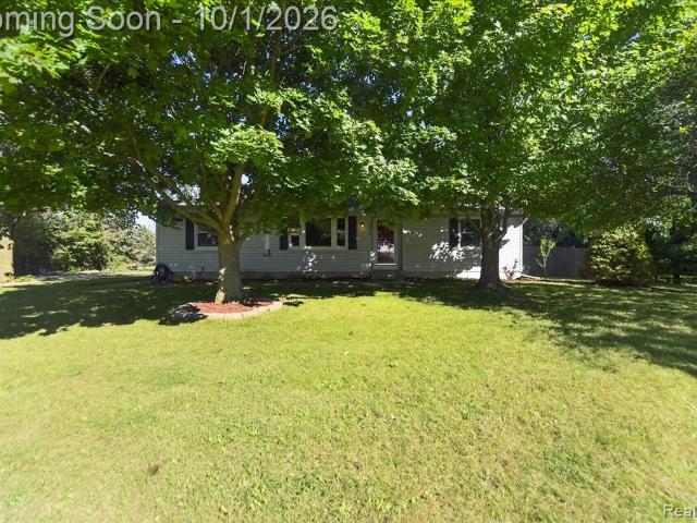 5212 N Fowlerville Road
