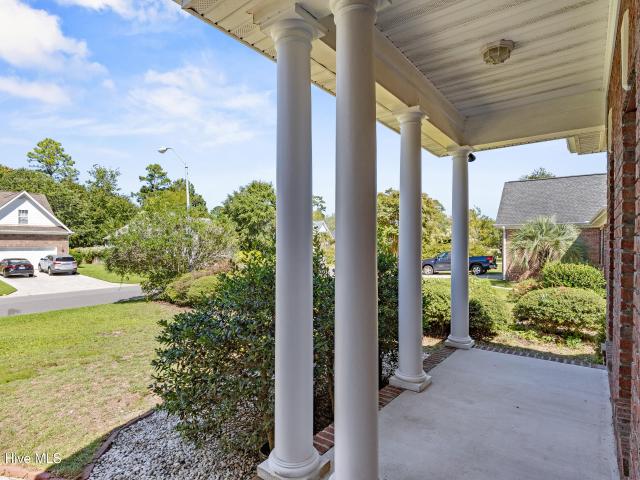 5212 Crosswinds Drive