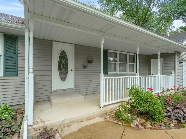 52135 Nancy Ln