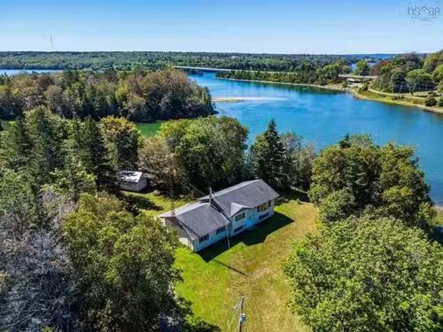 5213 Highway 1, Weymouth North, NS, B0W 3T0 house for sale.