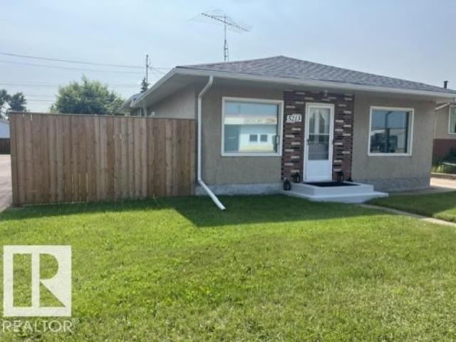 5213 50 Avenue, Vegreville, AB, T9C 1M5 house for sale | Listing ID E4500 | Royal LePage