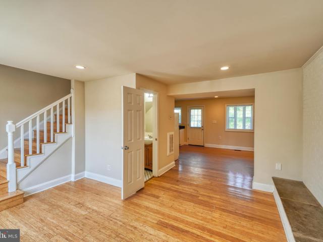 521 Foxhall Pl SE, Washington, DC 20032 | MLS #DCDC2257