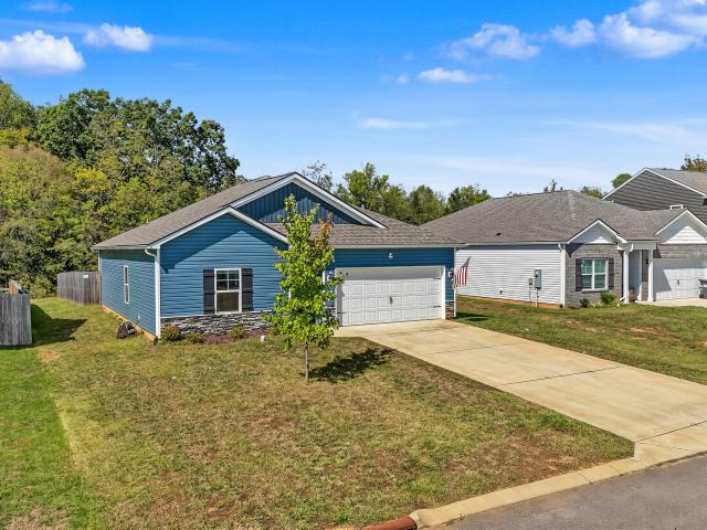 521 Heritage Crossing Drive