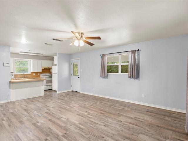 521 Hilltop Drive
