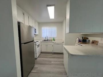 521 Sandalwood Pl, Unit 8, Escondido, CA 92027 | MLS #260003