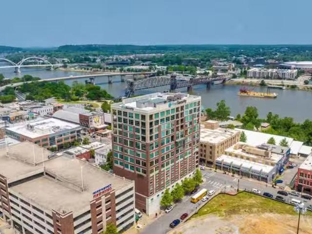 521 PRESIDENT CLINTON AVE APT 1401, LITTLE ROCK, AR 72201