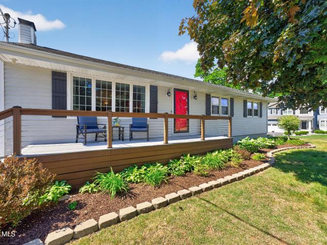 521 Russell Road