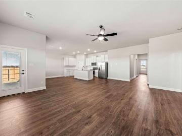 521 West Luna Blue Ln