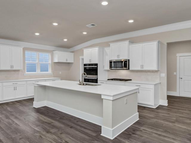 521 Tall Grass Trail