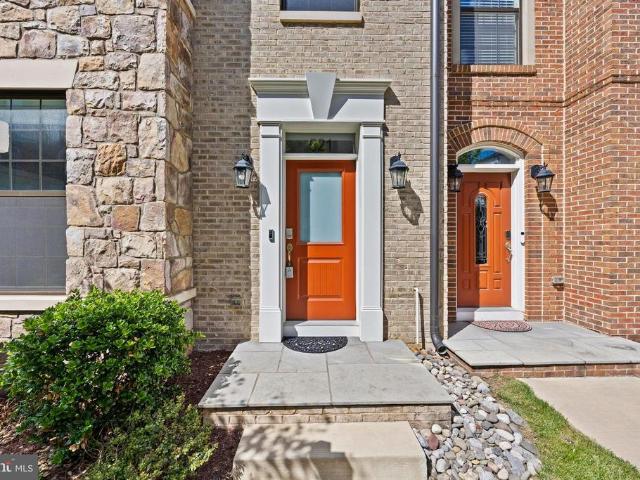 521 Triggerfish Drive