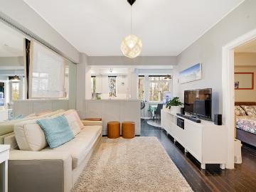 52/1A Elizabeth Bay Road, Elizabeth Bay NSW 2011 Apartment For Rent | Domain