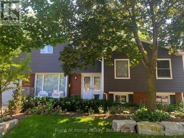 House for sale in Halton - Garden, Swimming pool
