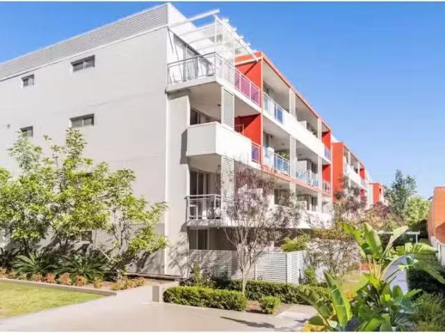52/24 28 Mons Road, WESTMEAD Apartment for rent Listed by Tag.