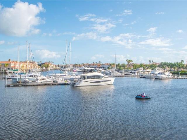 5225 E Harbor Village Drive, 202, Vero Beach, US, FL