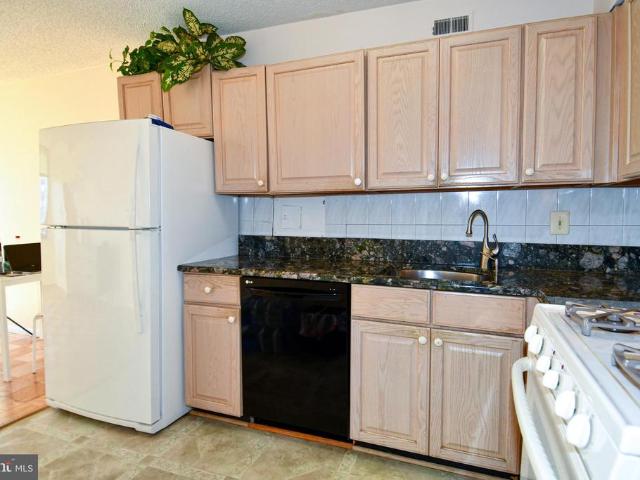 5225 Pooks Hill Road # 803 N