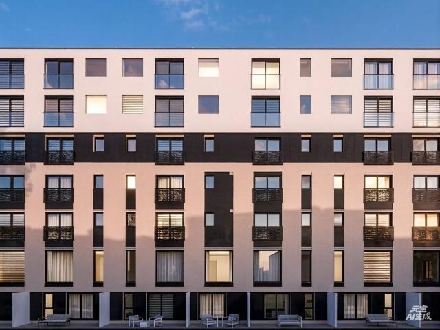 5227 Boul. Décarie, Montréal Côte des Neiges, QC H3W