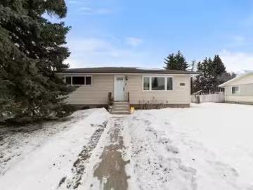 Viking, Alberta - Garden, Parking, Cellar