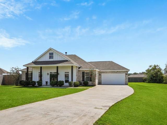 52298 Autumn Leaf Drive