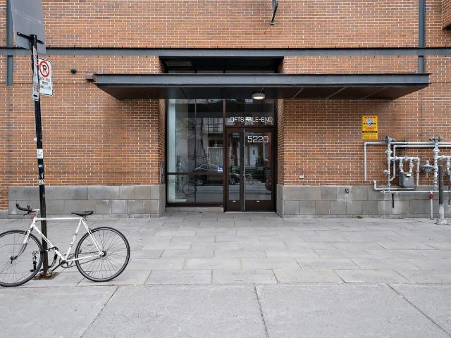 5220 Jeanne Mance 1 Bedroom Apartment for Rent at 5220 Rue Jeanne Mance, Montréal, QC H2V 0A2 Mile End