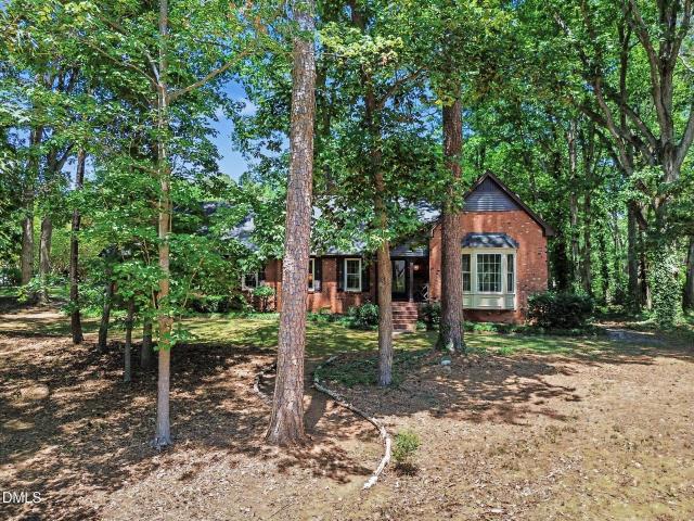 5221 Dutchman Drive