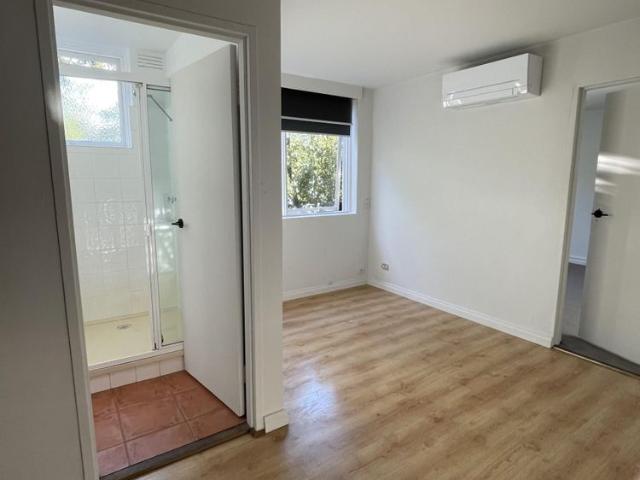 5/22/28 Canterbury street, Flemington, VIC 3031