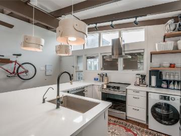5222 Memorial Drive 5222