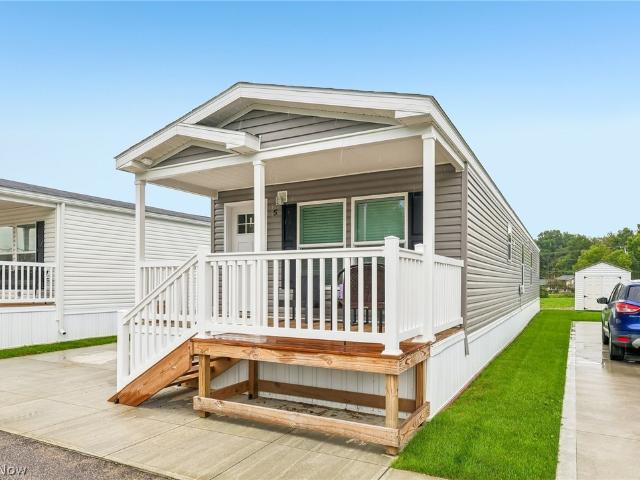 5222 Greenwich Road 5