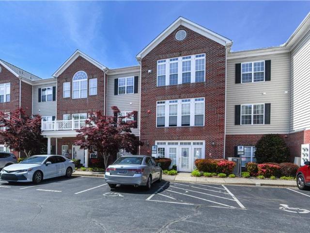 522 College Road