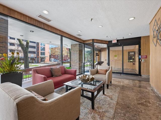 522 Church Street # 6C