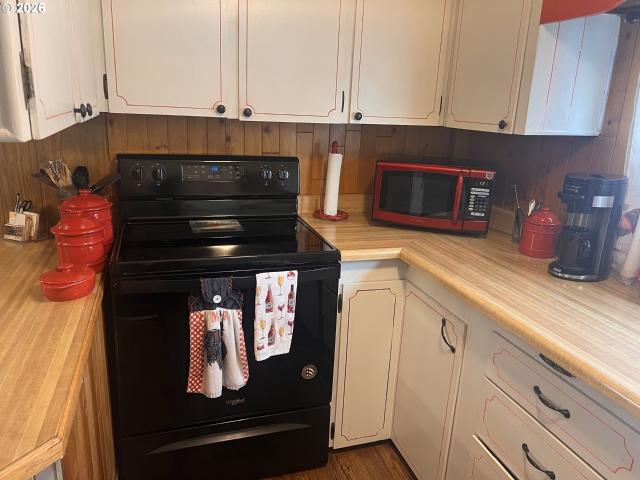 522 SE 199TH AVE