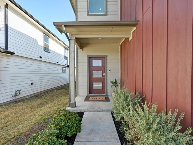522 Wilshire Rd, San Marcos, TX 78666 | MLS #2441