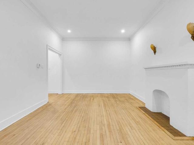 5235 Chemin de la Côte Saint Luc apartment — Montréal, QC 1 Bedroom 1 Bedroom