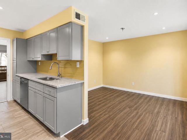 5239 W Running Brook Road # 302