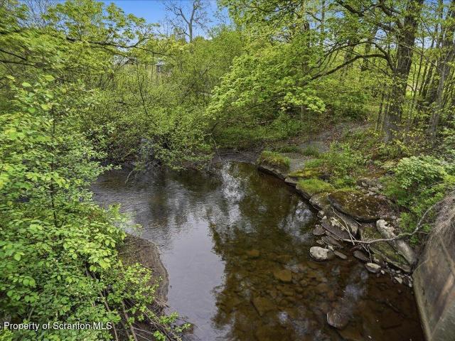 5231 Fiddle Lake Road