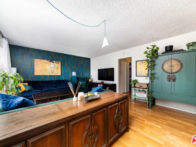 5232 Corteen Place 25