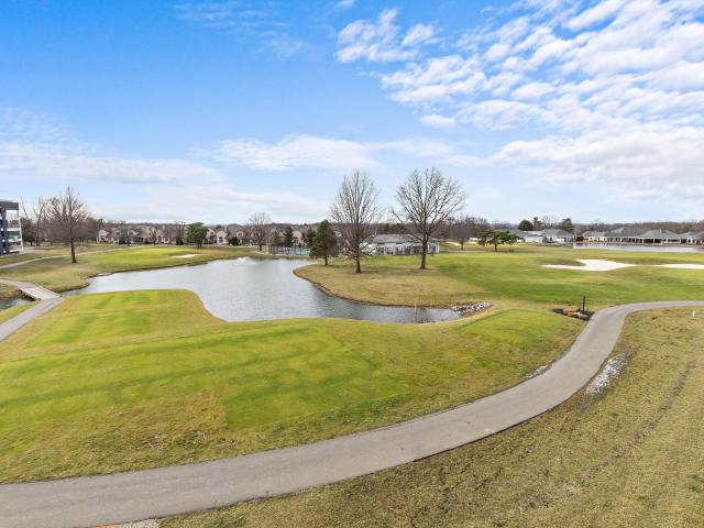 5233 Highpointe Lakes Drive # 301