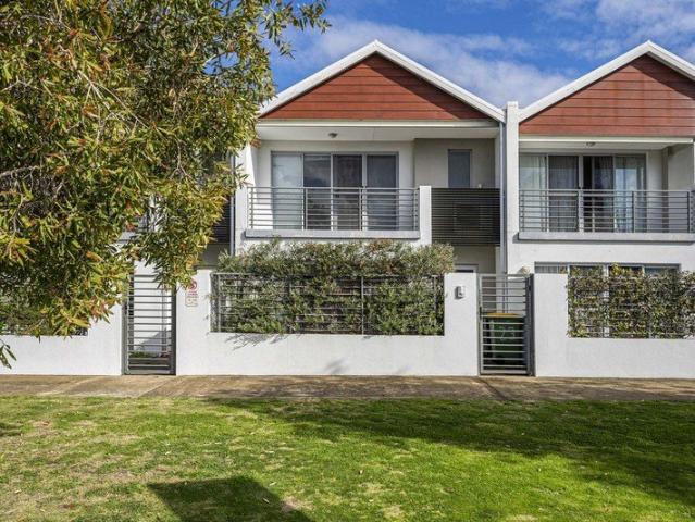 23/5 Bower Drive Erskine Open Sunday 2pm 2.45pm