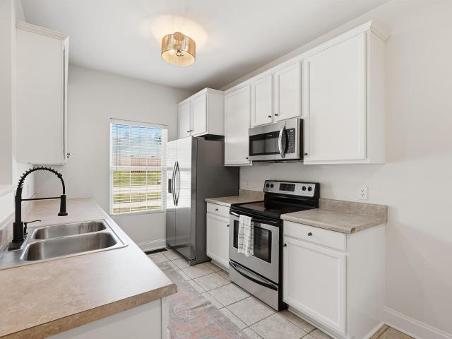 523 E Perkins Creek Road