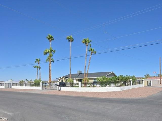523 Emden St, Henderson, NV 89015