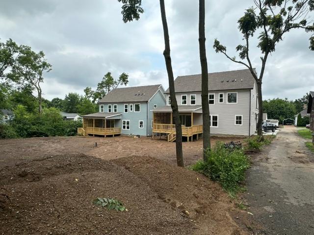 523 Morton Ave