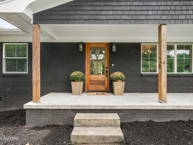 523 Second Norway Lane