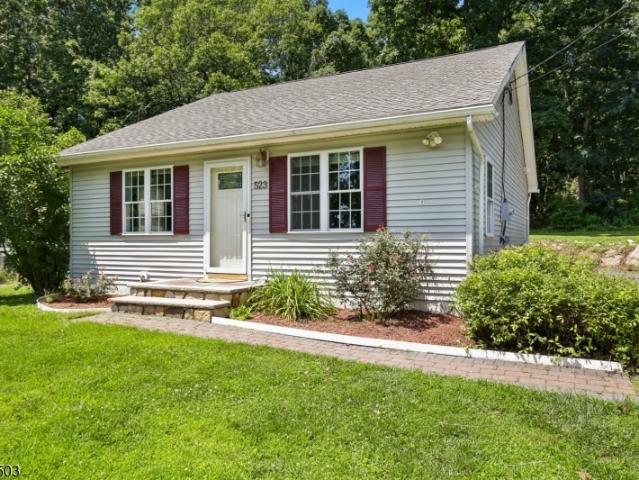 523 W Hill Rd